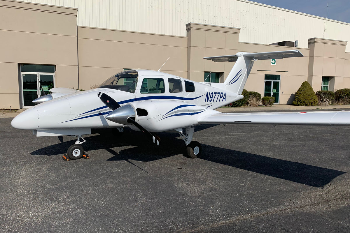 Beechcraft Duchess BE-76 N977PA